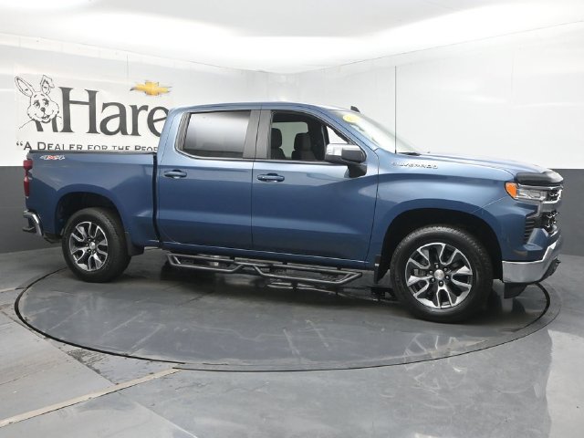 Used 2024 Chevrolet Silverado 1500 LT AWD/4WD image 1