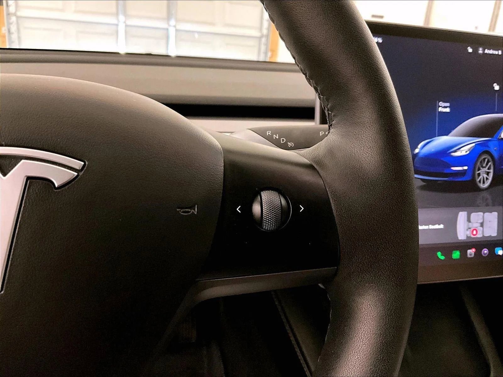 Used 2023 Tesla Model 3 Standard Range image 18