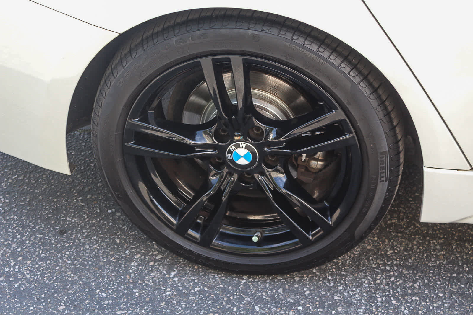 Used 2018 BMW 330e image 8