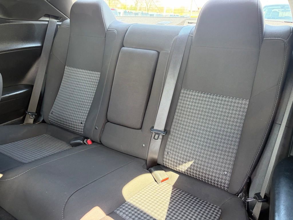 Used 2019 Dodge Challenger R/T w/ Cold Weather Group image 18