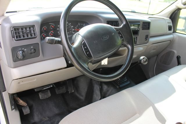 Used 2001 Ford F350 4x4 Crew Cab Super Duty image 15