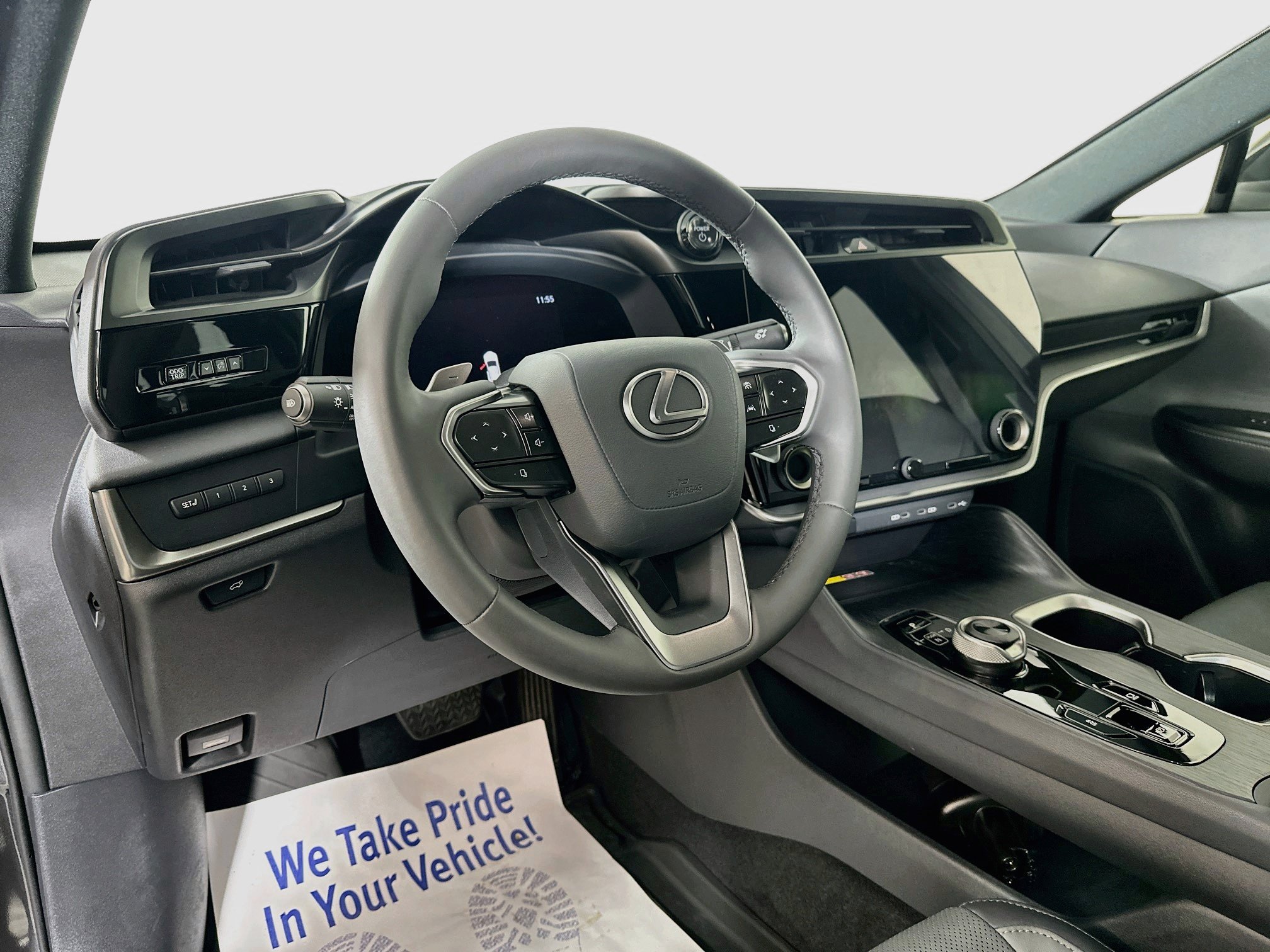 Used 2026 Lexus RZ 350e 2WD w/ Technology Package image 9