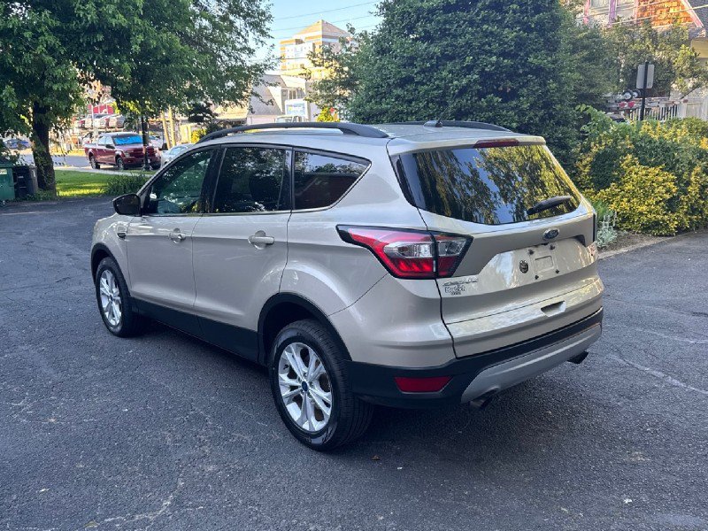 Used 2018 Ford Escape SE AWD/4WD image 4