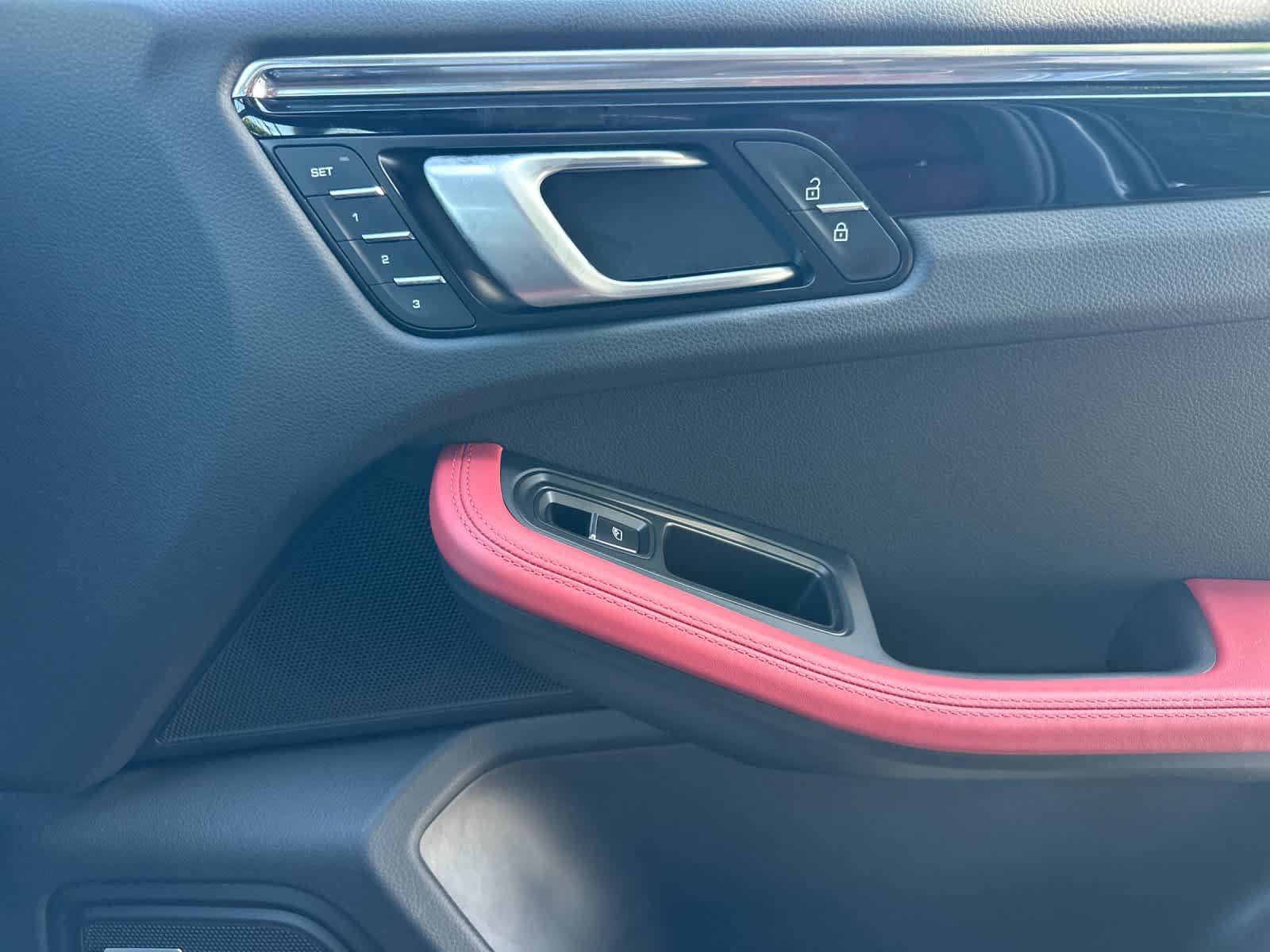 New 2026 Porsche Macan Turbo AWD/4WD image 18
