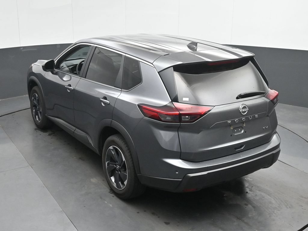 Used 2024 Nissan Rogue SV FWD image 38