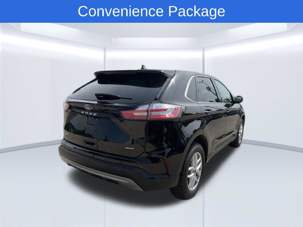 Used 2024 Ford Edge SEL w/ Convenience Package AWD/4WD image 3
