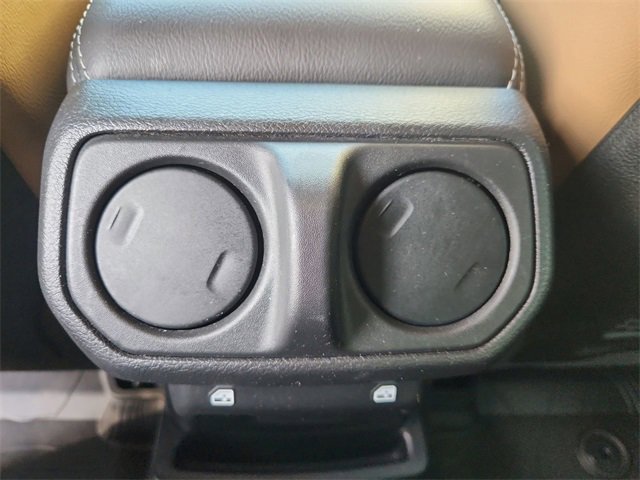 Used 2023 Jeep Wrangler Unlimited Rubicon w/ LED Lighting Group image 21