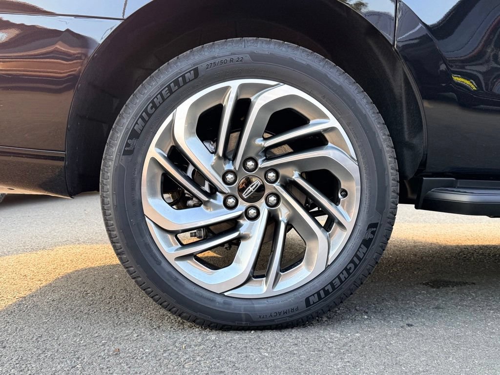 New 2027 Lincoln Navigator L Premier AWD/4WD image 36