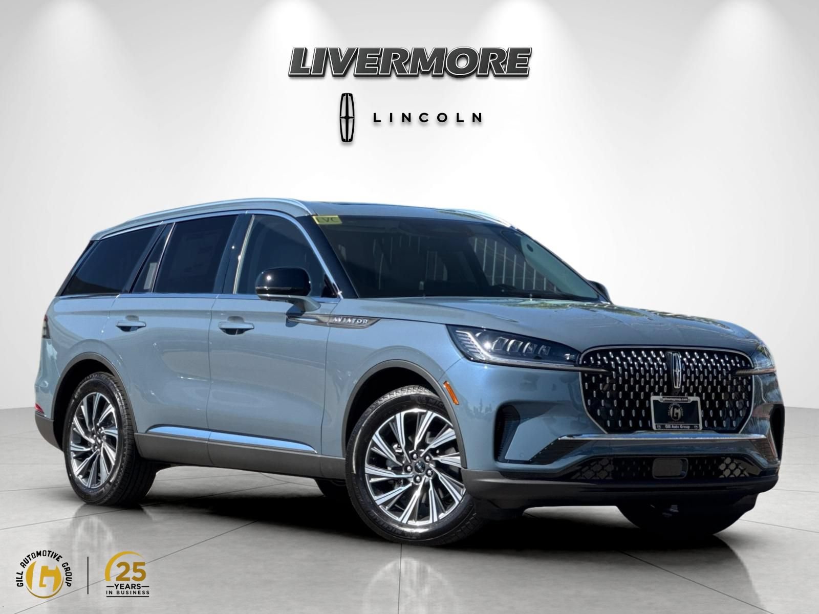 New 2026 Lincoln Aviator 2WD image 1