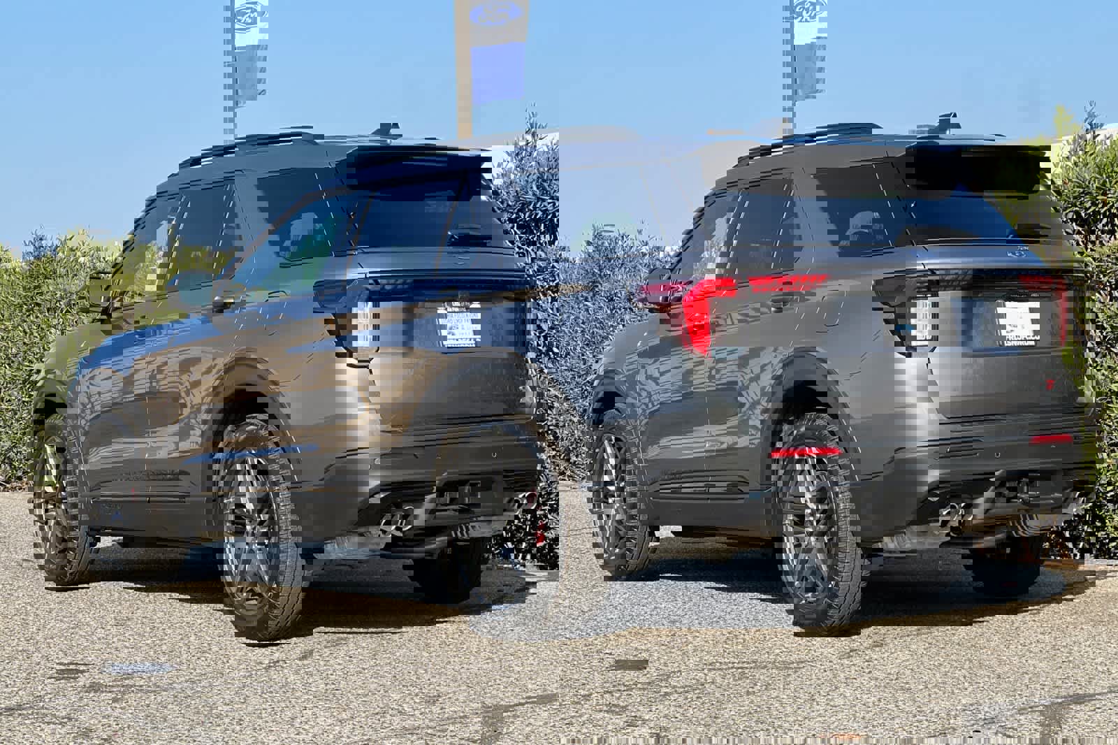 New 2026 Ford Explorer ST w/ Sun And Sound Package image 6