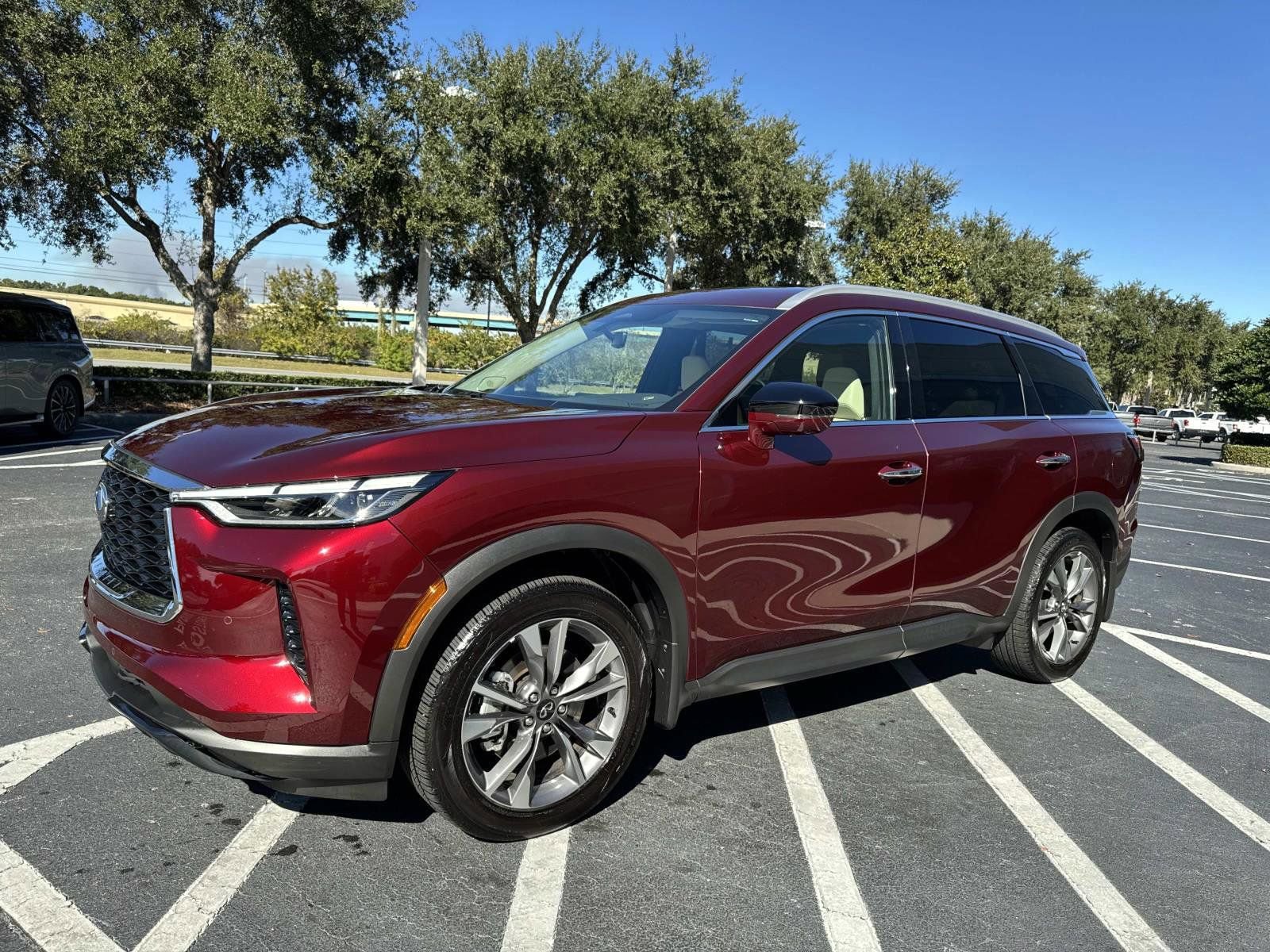 Used 2025 INFINITI QX60 Luxe image 5