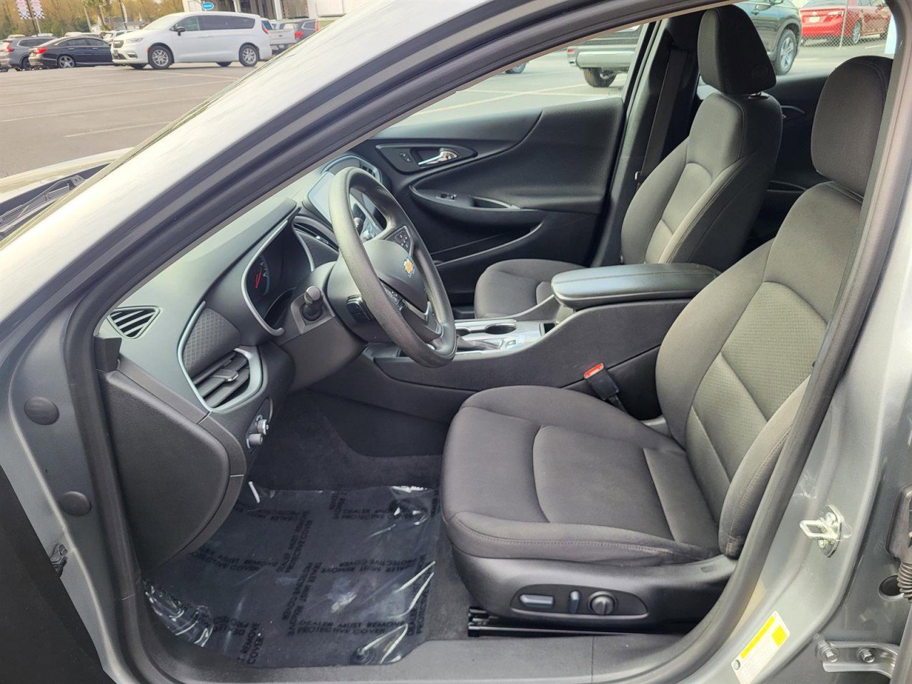 Used 2024 Chevrolet Malibu LT image 11