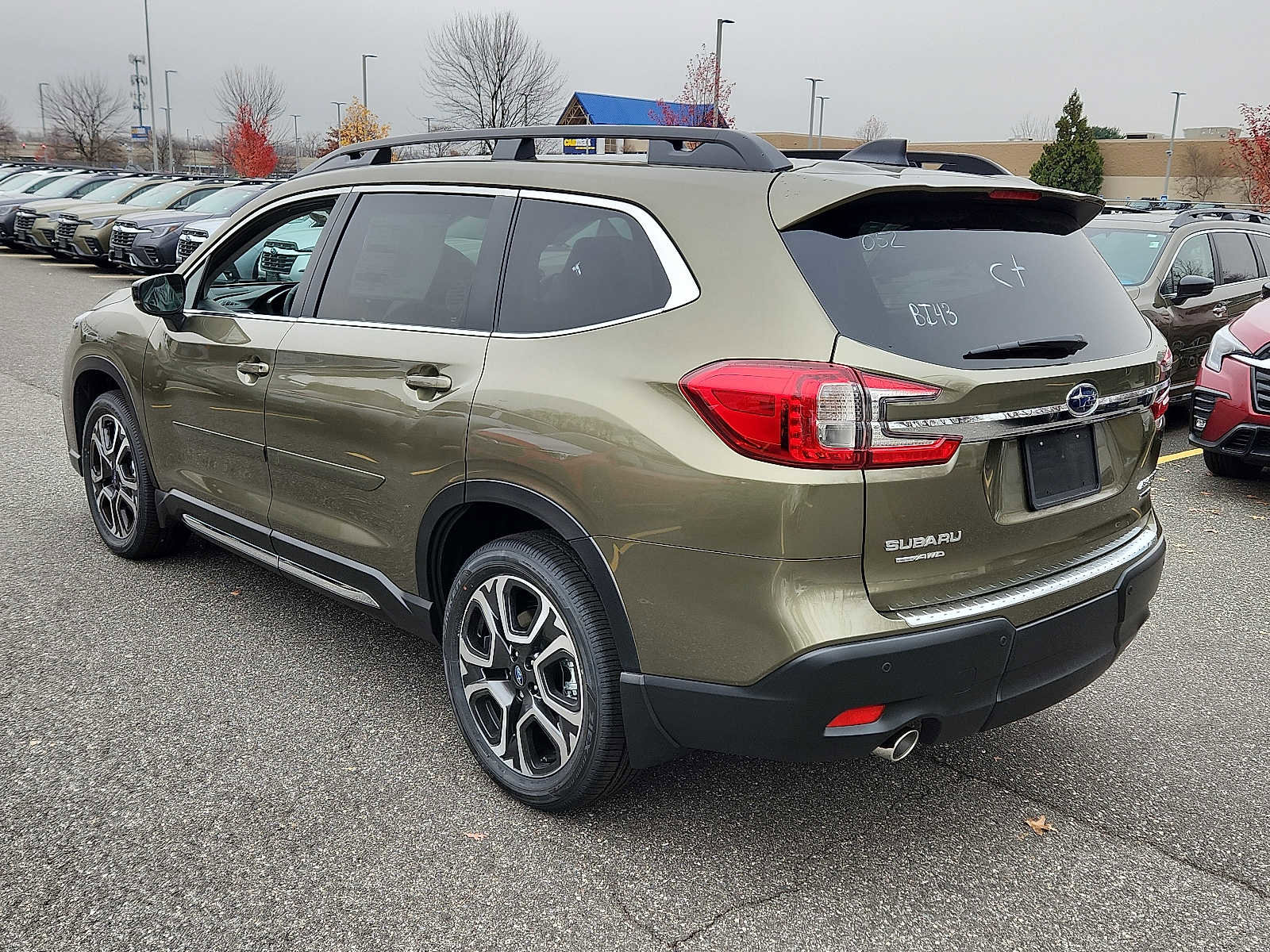 New 2026 Subaru Ascent Limited image 3
