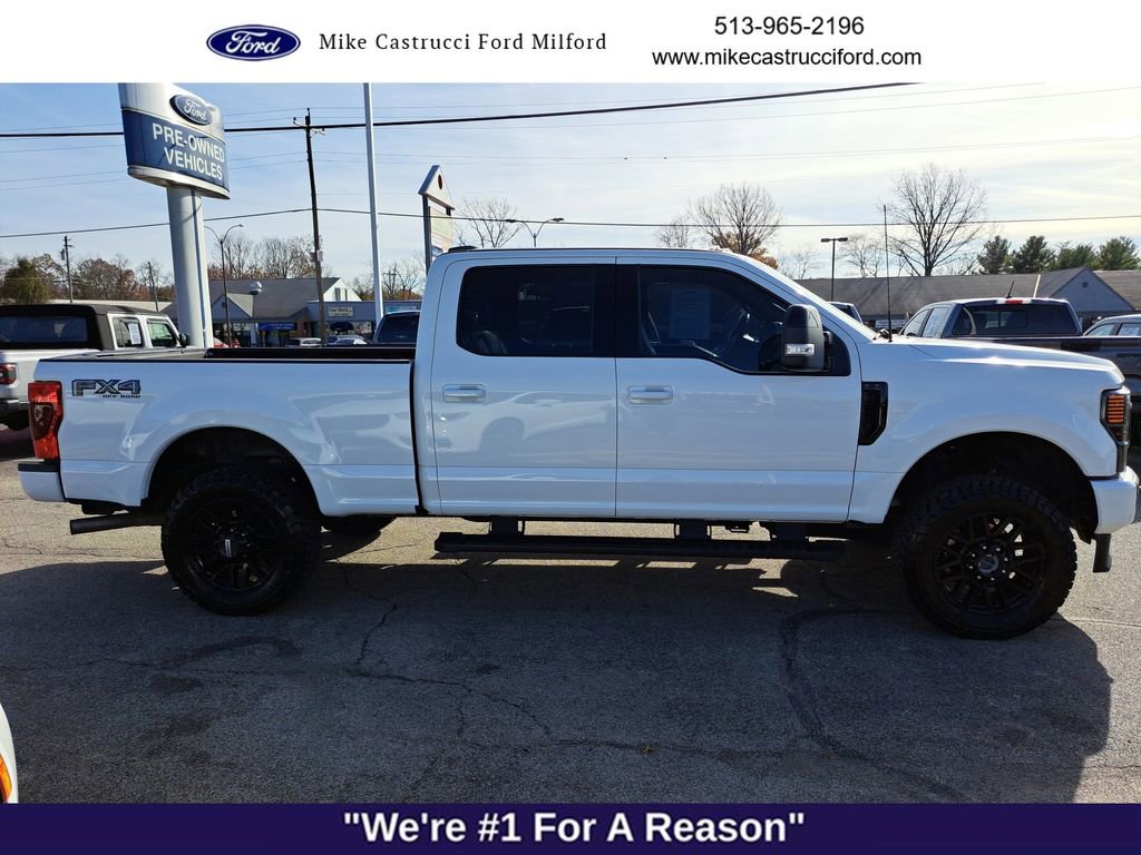 Used 2022 Ford F250 Lariat w/ Black Appearance Package image 6