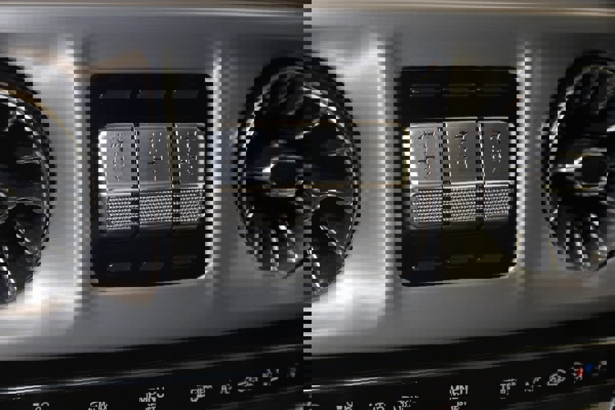 Used 2022 Mercedes-Benz G 550 image 45