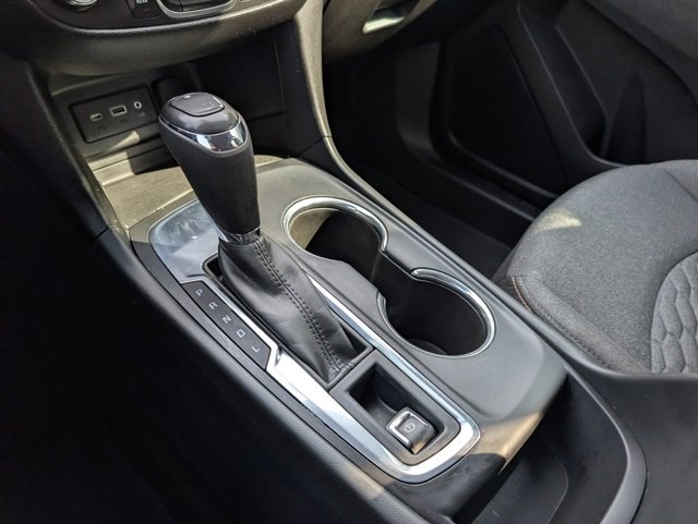 Used 2019 Chevrolet Equinox LT image 18