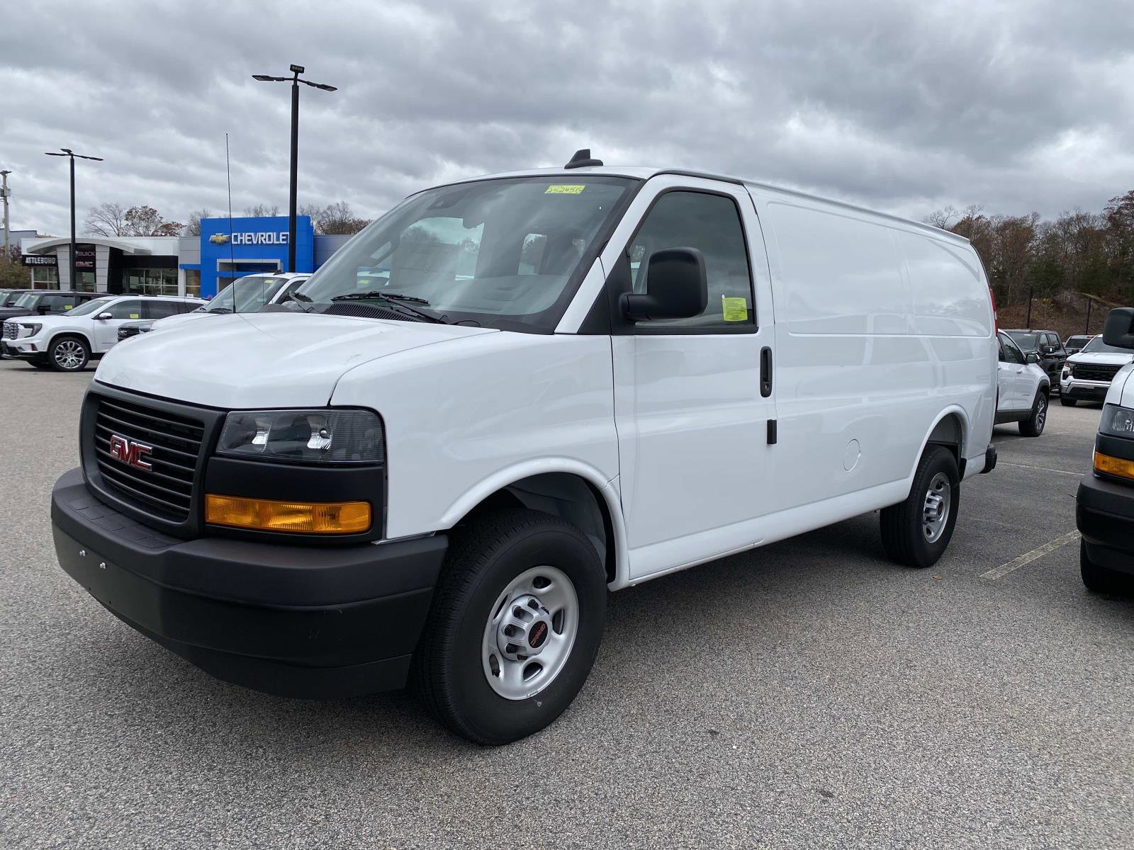 New 2025 GMC Savana 3500 w/ Driver Convenience Package