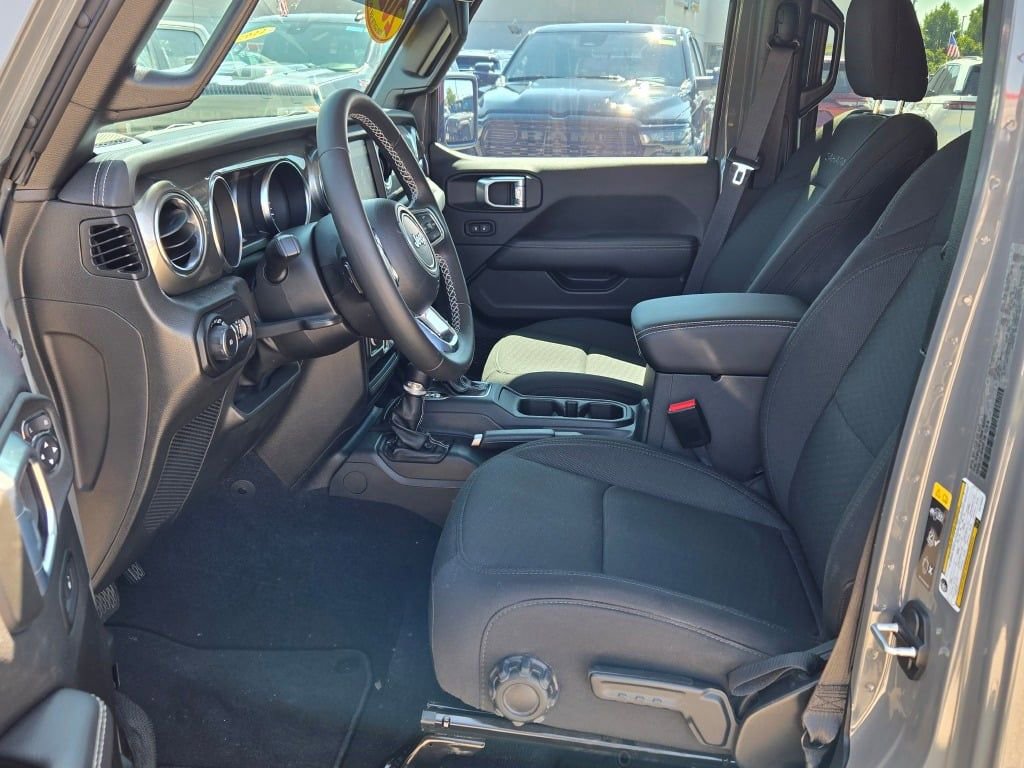 Certified 2022 Jeep Wrangler Unlimited Sahara image 20