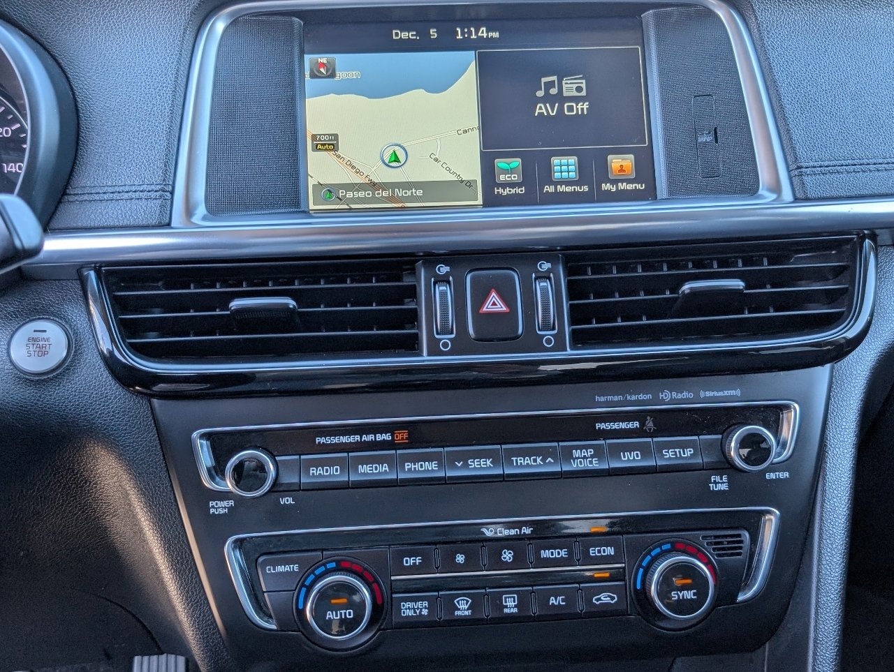 Used 2018 Kia Optima EX image 17