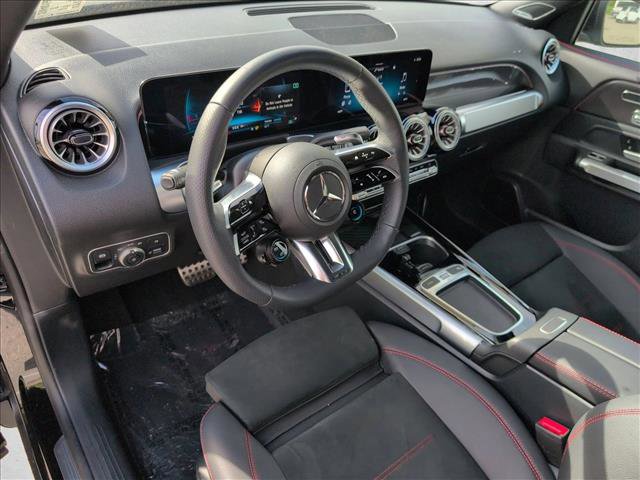 New 2025 Mercedes-Benz GLB 35 AMG 4MATIC image 3