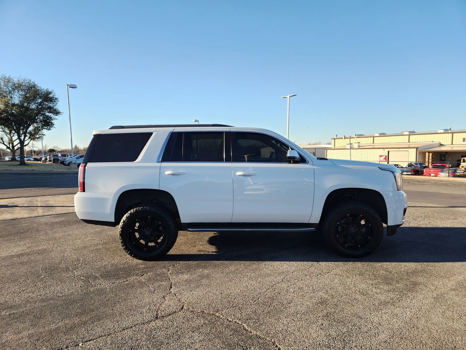 Used 2016 GMC Yukon SLE w/ Convenience Package image 7
