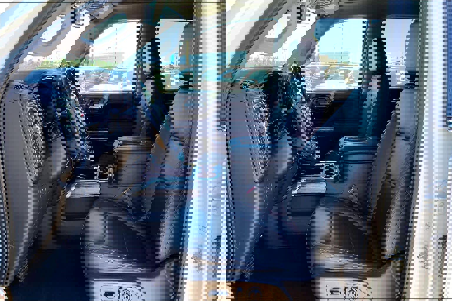 Used 2021 Chevrolet Silverado 1500 LTZ w/ LTZ Convenience Package II image 8