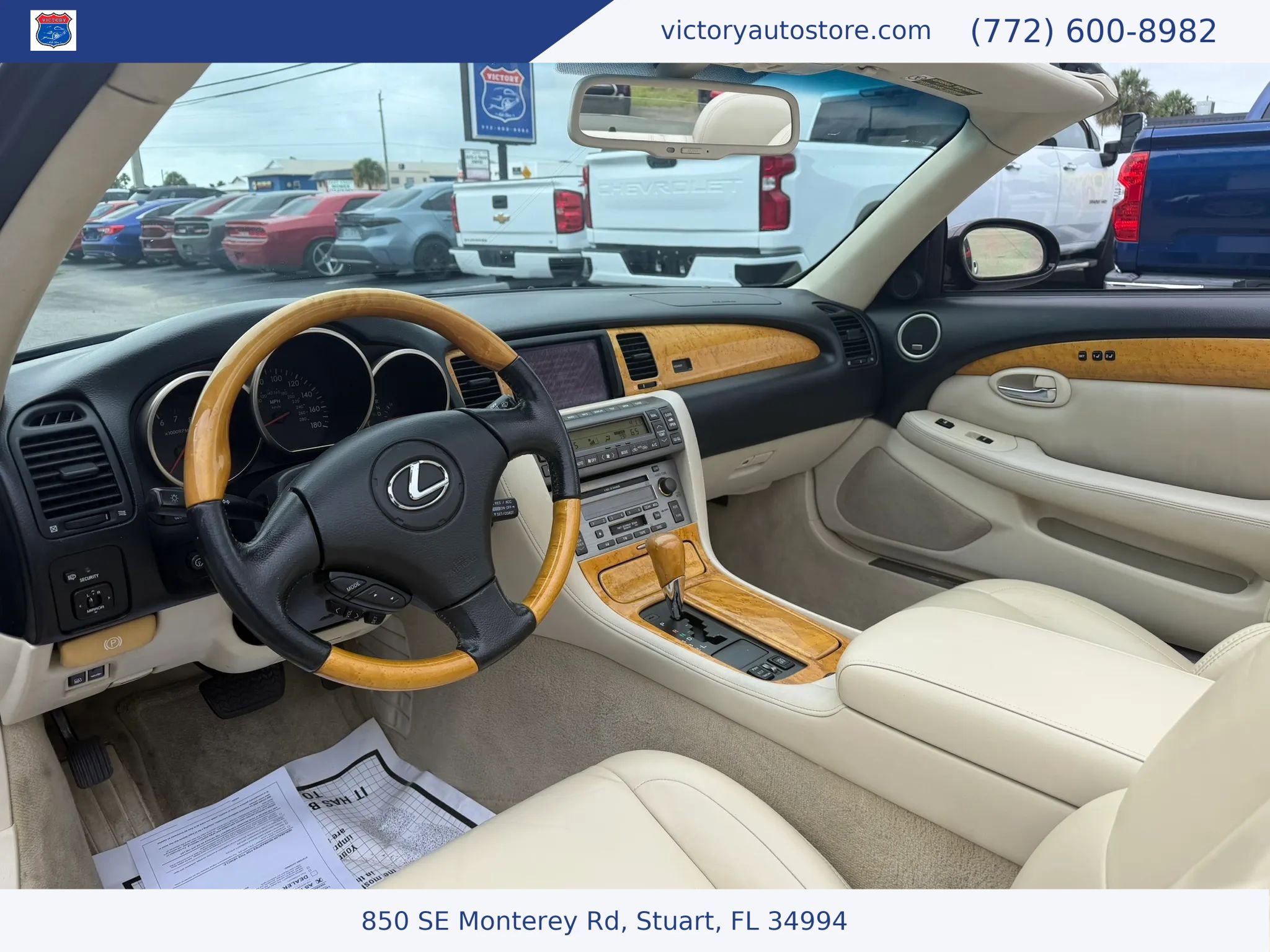 Used 2003 Lexus SC 430 Convertible image 10