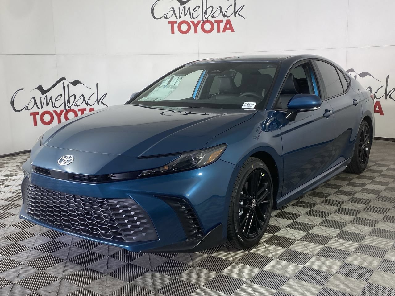 New 2026 Toyota Camry SE FWD image 3