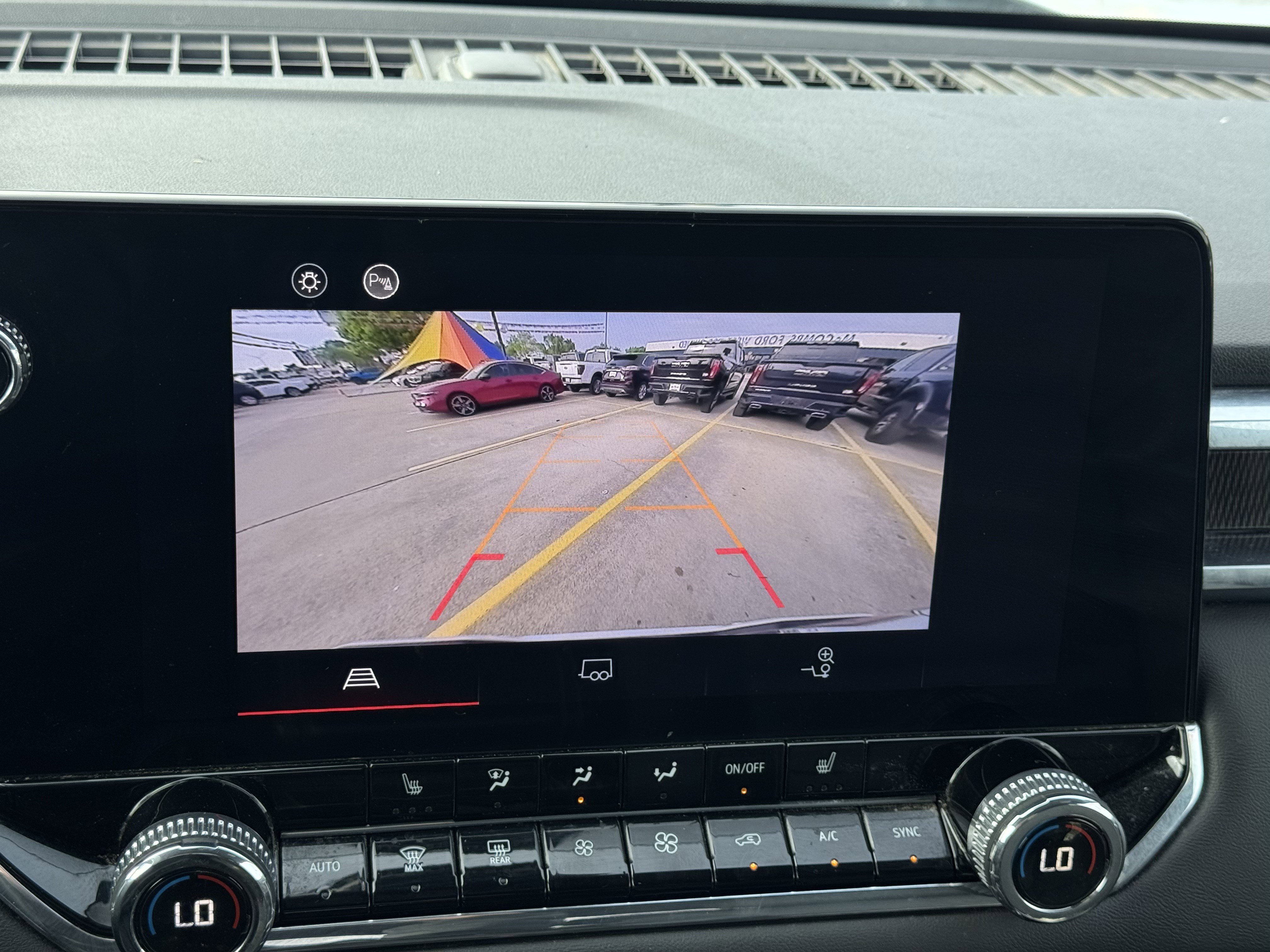 Used 2024 GMC Canyon Elevation w/ Elevation Premium Package image 23