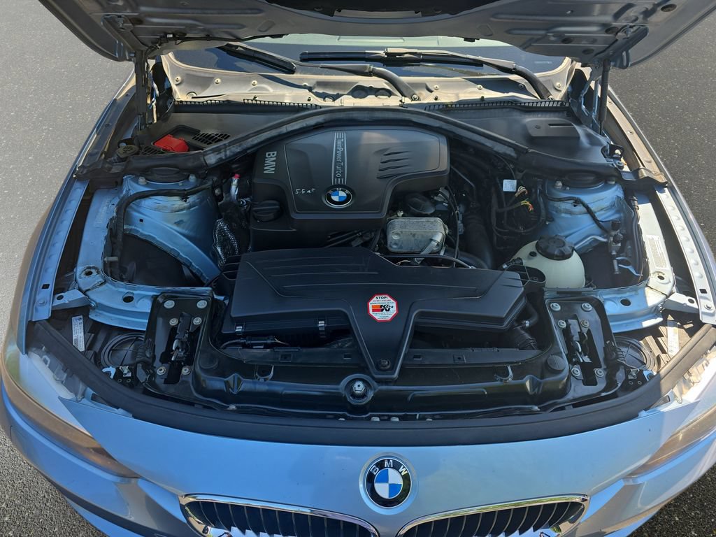 Used 2013 BMW 328i xDrive Sedan AWD/4WD image 32