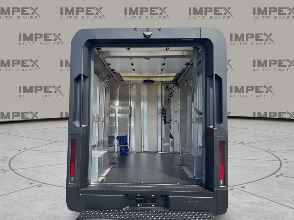 Used 2024 Chevrolet Brightdrop 400 w/ Commercial Equipment Package AWD/4WD image 24