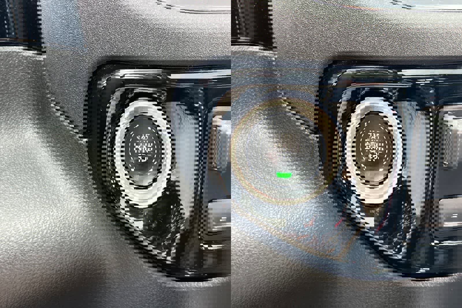 Used 2024 GMC Sierra 1500 SLT w/ SLT Premium Plus Package image 24