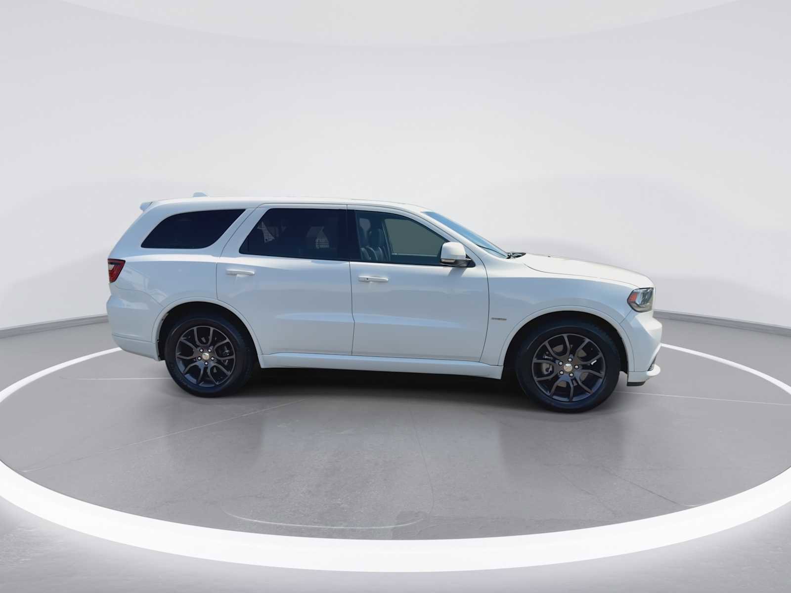 Used 2016 Dodge Durango R/T w/ Technology Group AWD/4WD image 9
