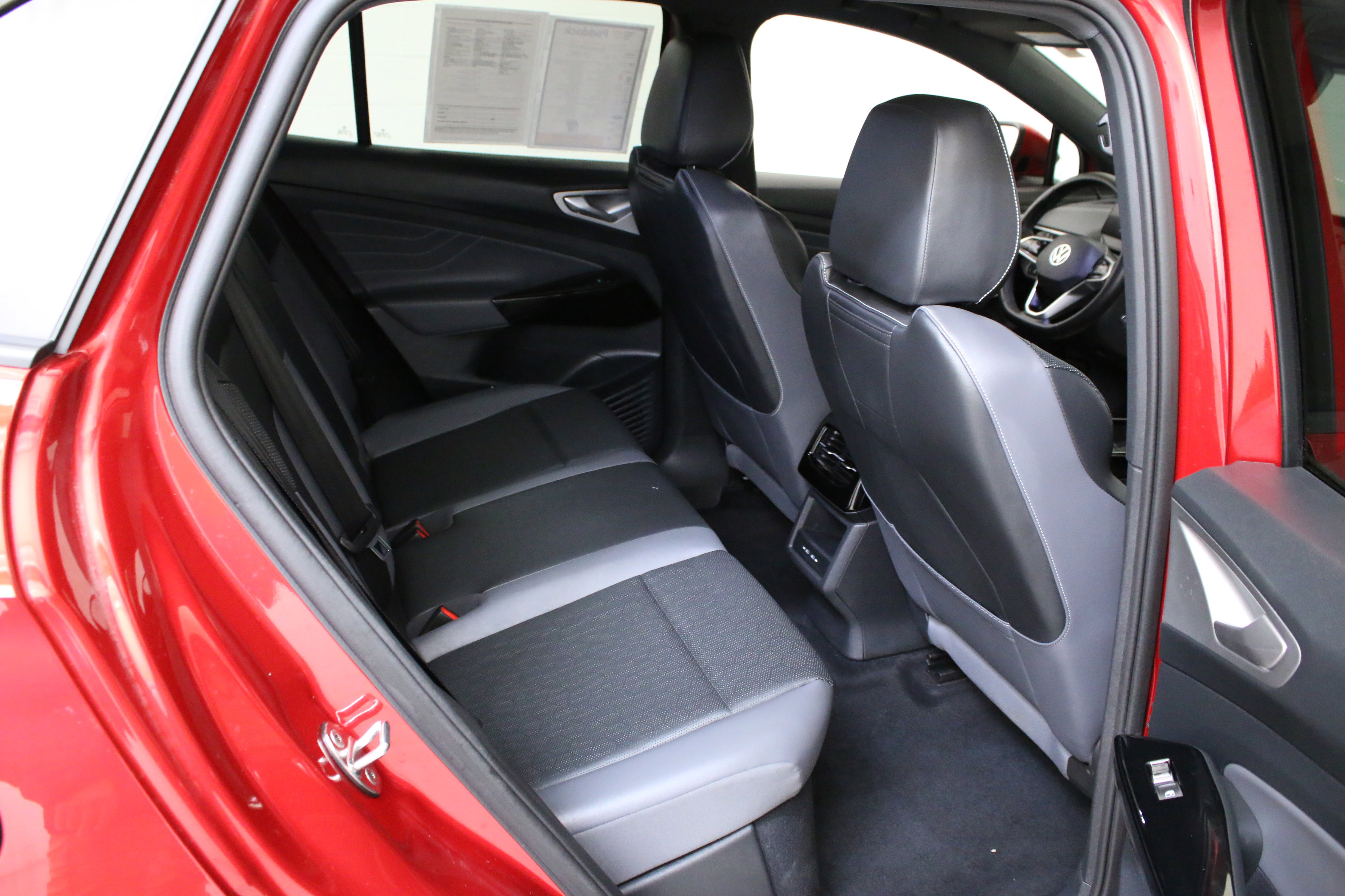 Used 2023 Volkswagen ID.4 Pro S image 27