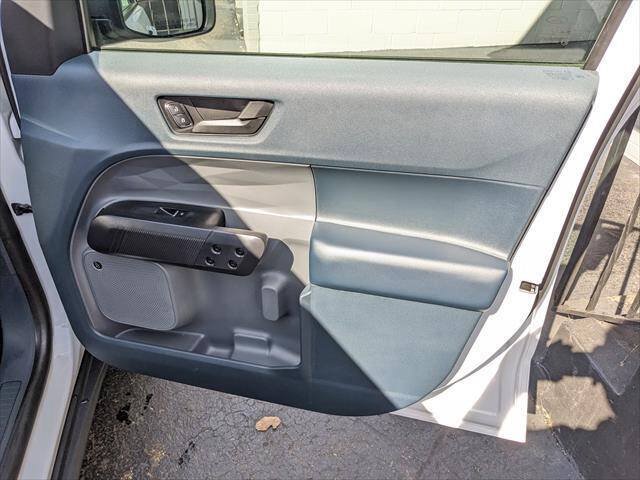 Used 2024 Ford Maverick Lariat w/ Black Appearance Package AWD/4WD image 19