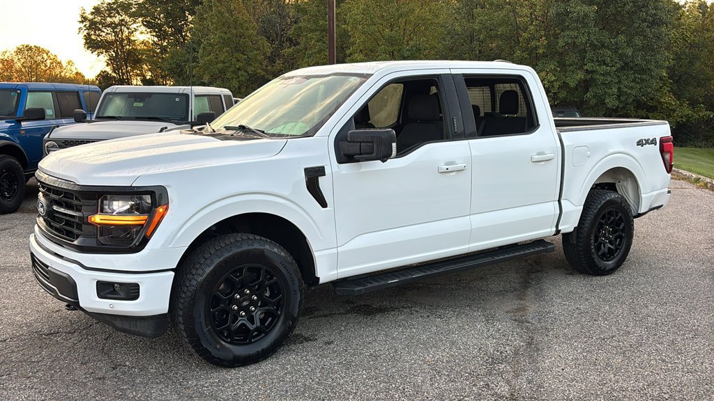 Used 2024 Ford F150 XLT AWD/4WD image 2