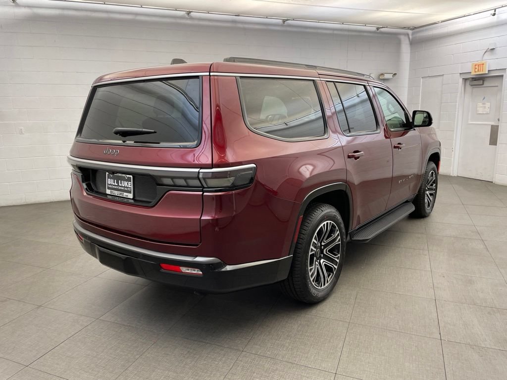 New 2026 Jeep Grand Wagoneer 2WD image 4