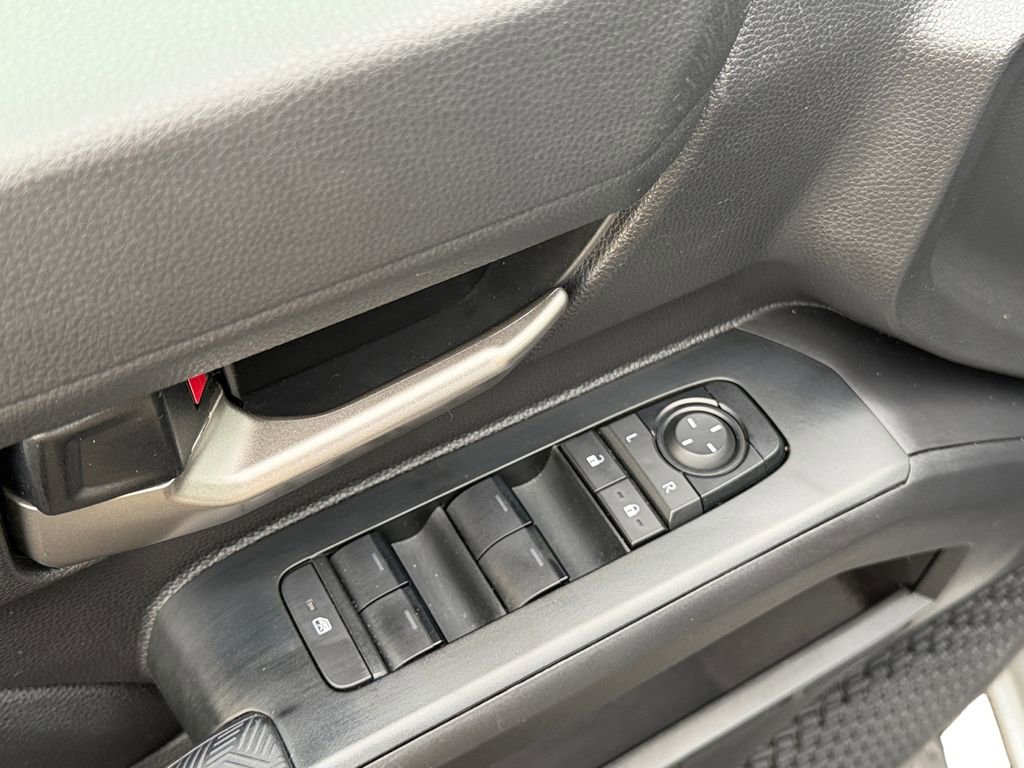 Used 2025 Toyota Tacoma TRD Off-Road image 16