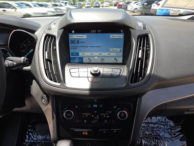 Used 2019 Ford Escape SE FWD image 30