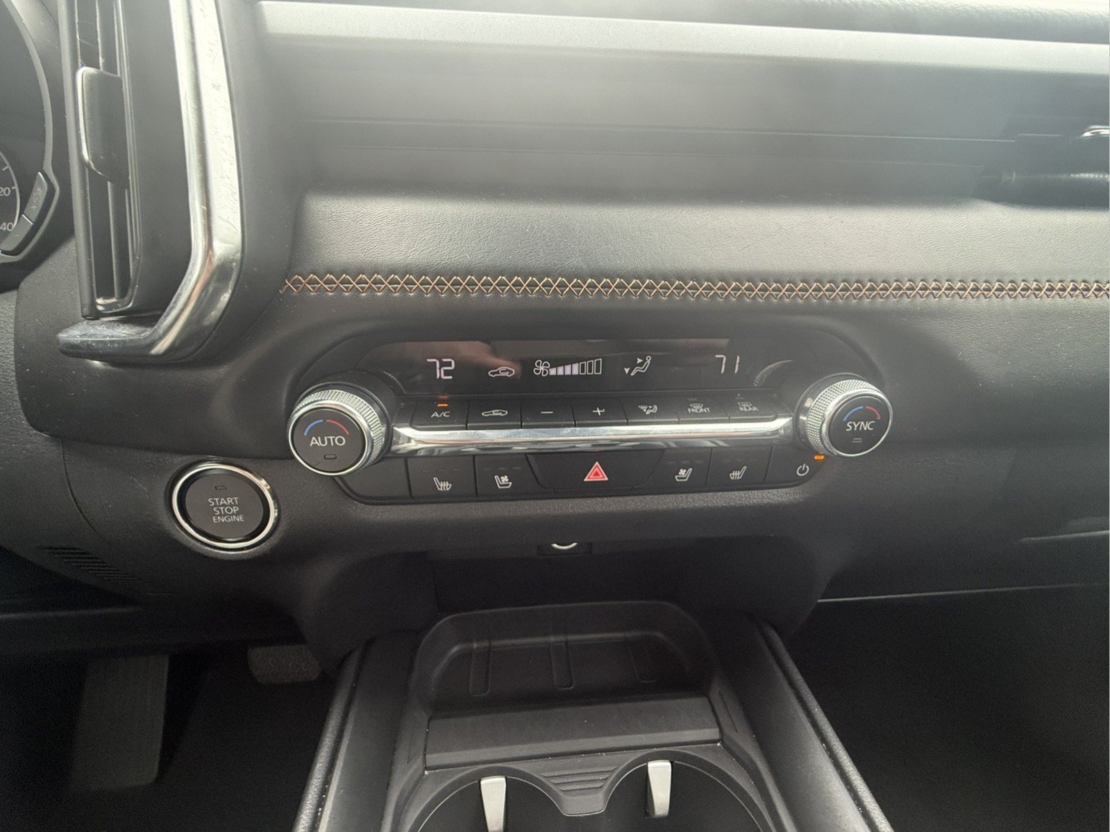 Used 2025 MAZDA CX-50 AWD 2.5 S w/ Premium Plus Pkg image 12