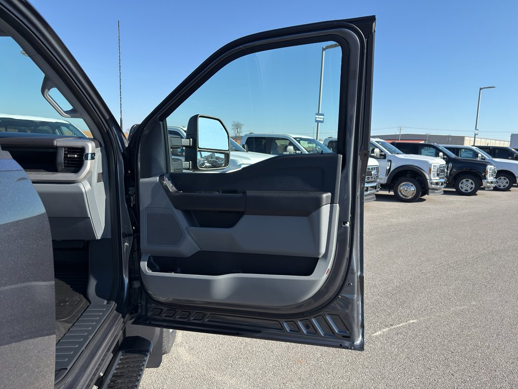 New 2026 Ford F450 XL w/ FX4 Off-Road Package image 14