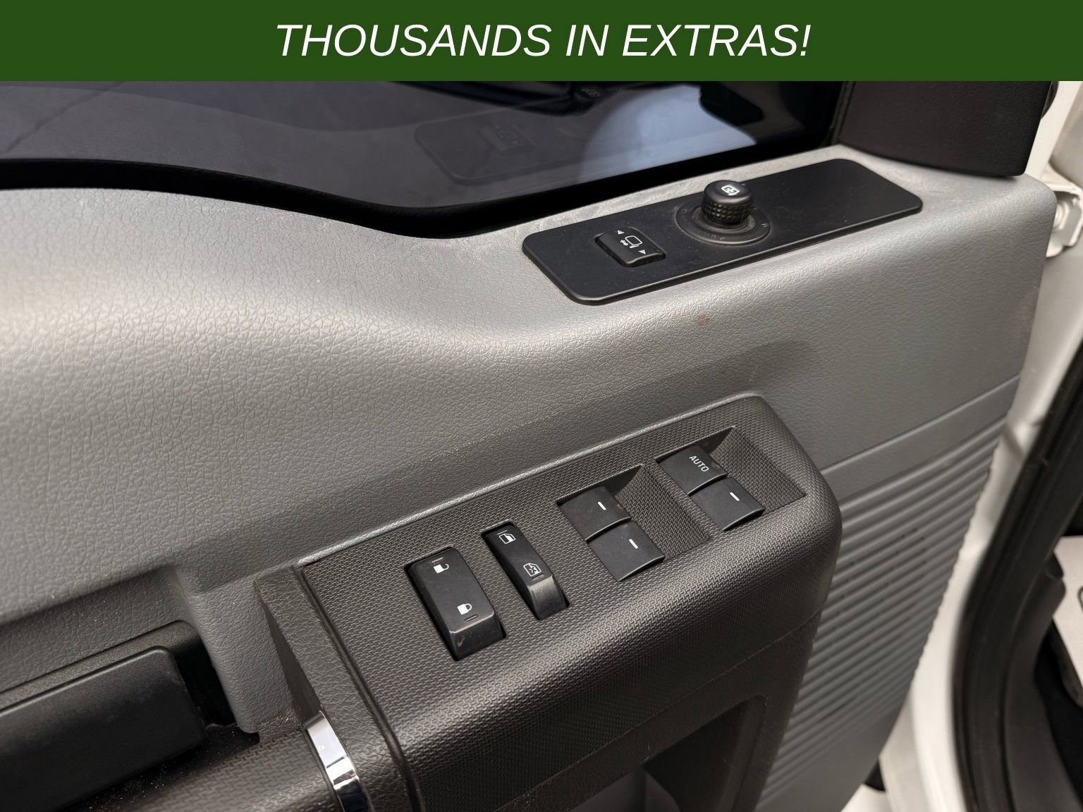 Used 2012 Ford F650 2WD Crew Cab Super Duty image 49