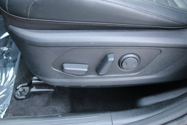 Used 2025 Kia Sportage SX image 14