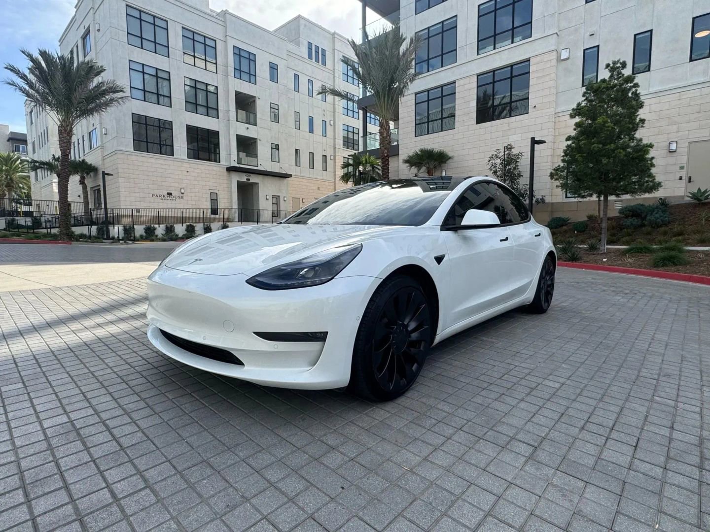 Used 2019 Tesla Model 3 Long Range image 4