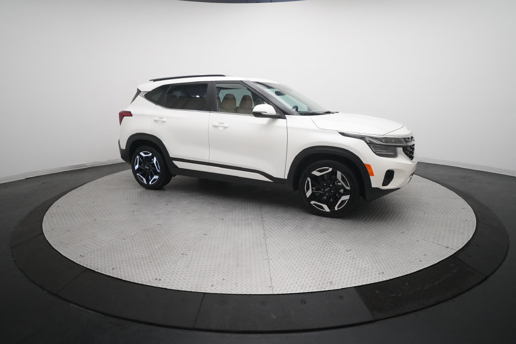 Used 2024 Kia Seltos SX w/ SX Sunroof Package AWD/4WD image 36