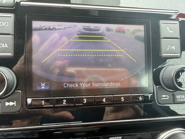 Used 2017 Honda CR-V LX image 11