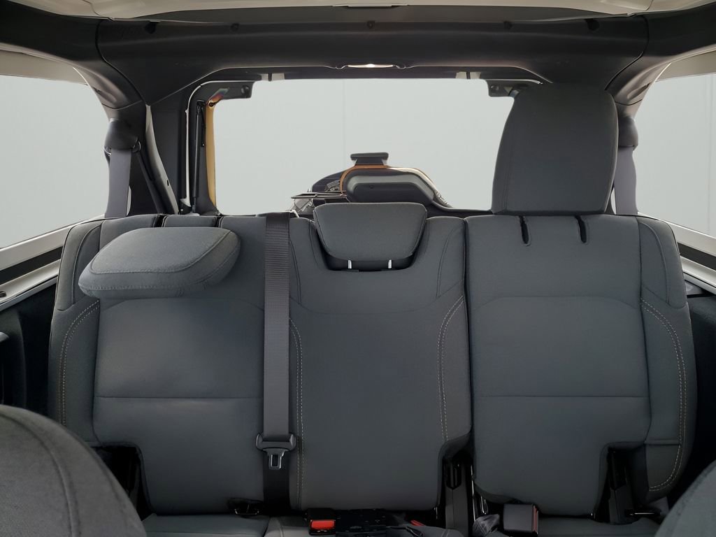 Used 2024 Jeep Wrangler Sport S image 43