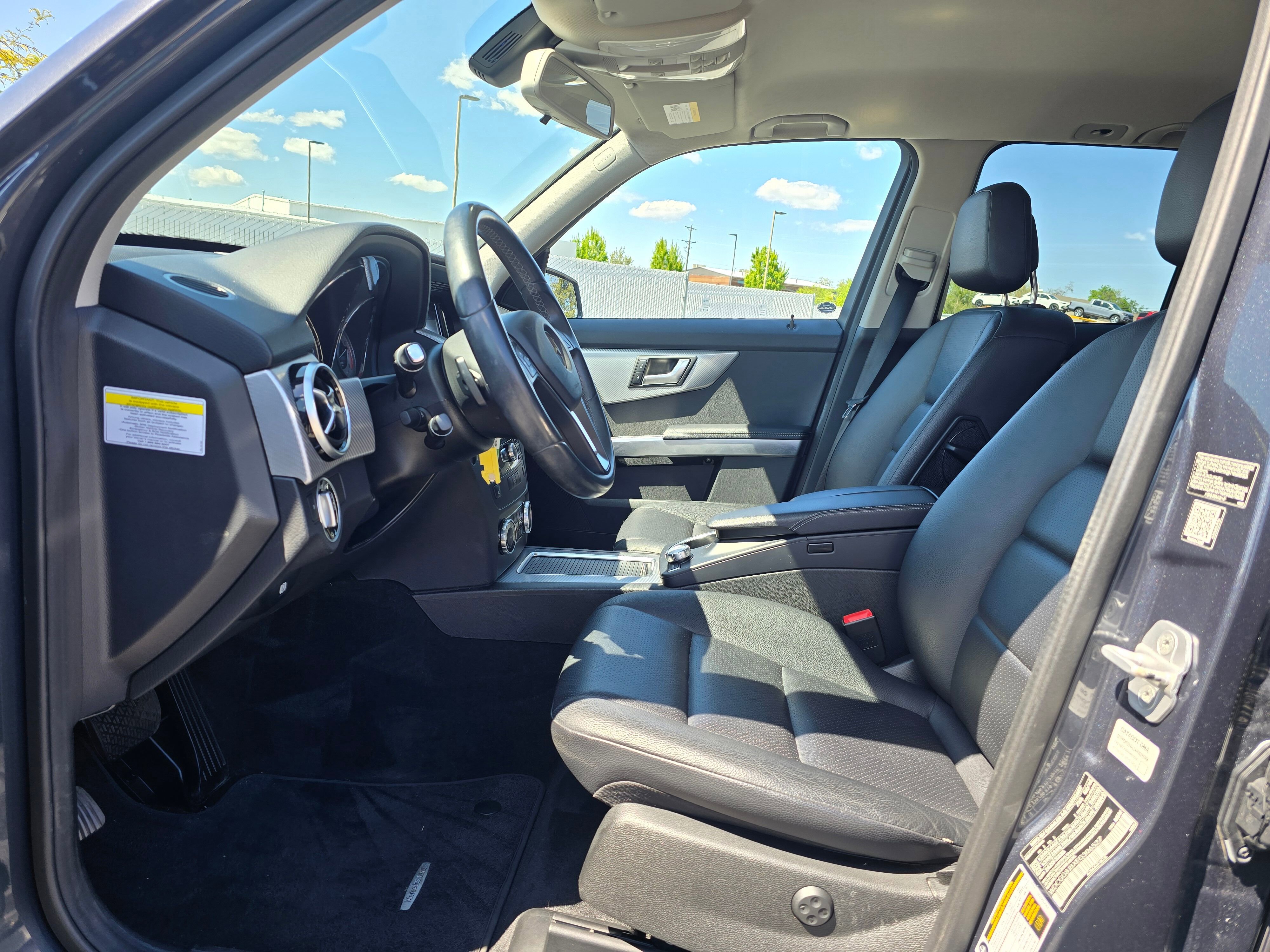 Used 2014 Mercedes-Benz GLK 350 4MATIC image 42