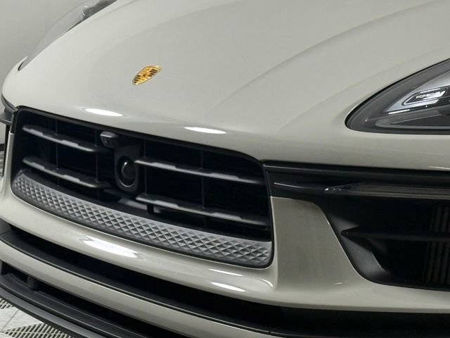 Used 2025 Porsche Macan S AWD/4WD image 14