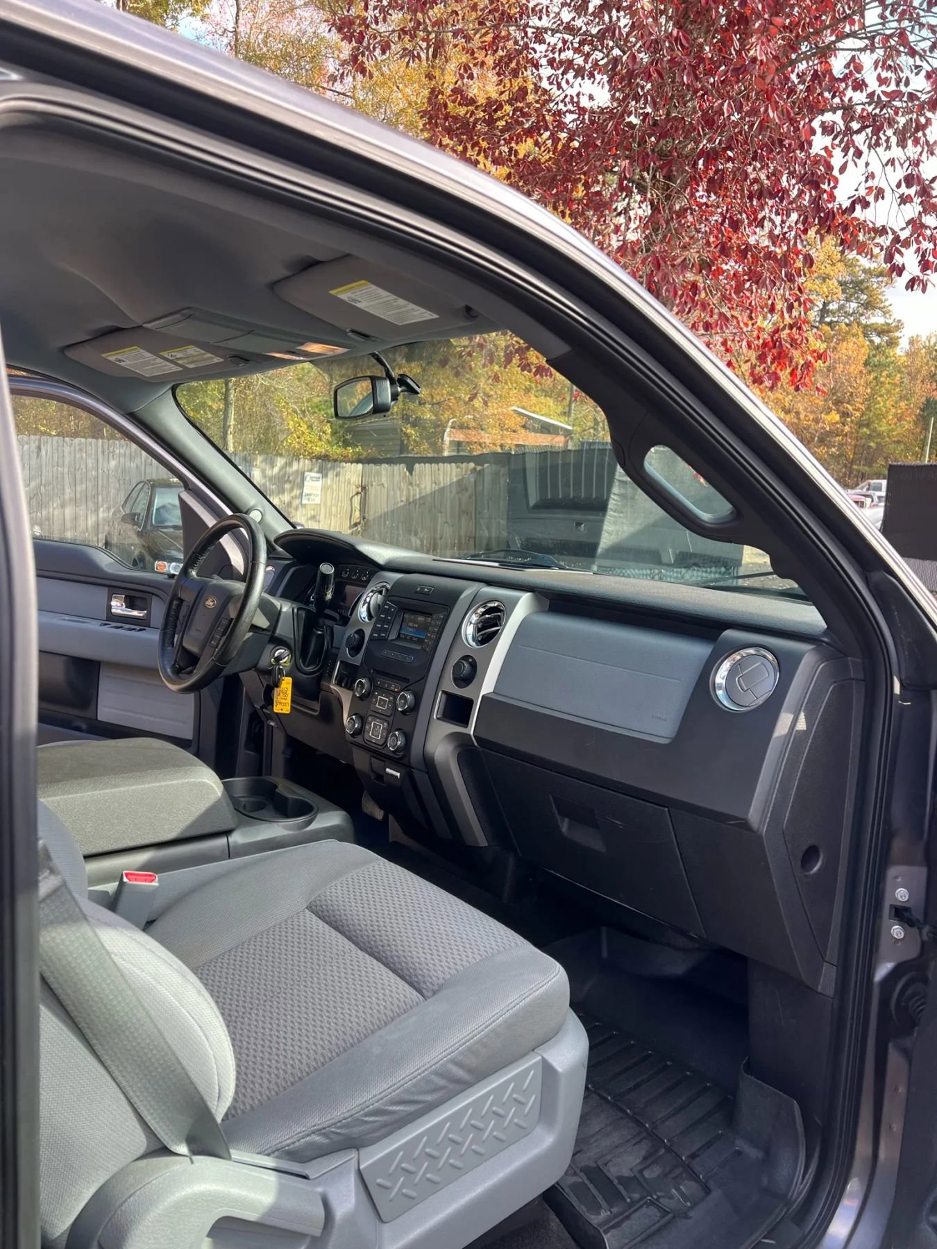 Used 2013 Ford F150 XLT w/ Luxury Equipment Group image 21